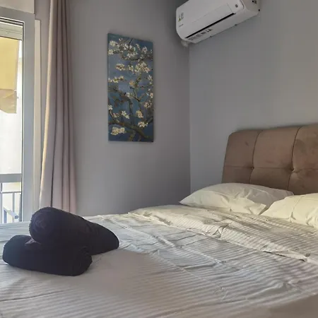 Apartment 70m 2br Bright Luxury