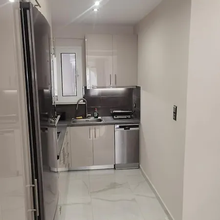 70m 2br Bright Luxury *